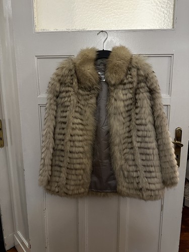 Saga fox fell mantel - fell,