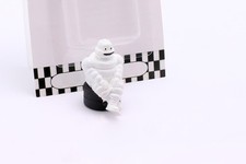Michelin Reifen sitzende Figur