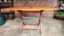 2 Teakgartentische,  klappbar, Gebrauchsspuren, praktisch verstaubar