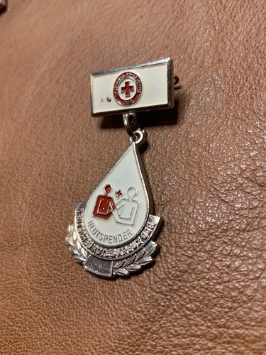 Deutsches rotes kreuz ddr - rotes,