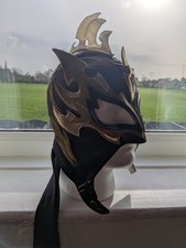 Rey Fenix Maske Ring getragen