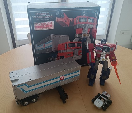 Transformer tomy takara - tomy,