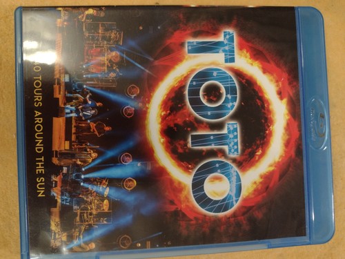 Toto tours around the - -,