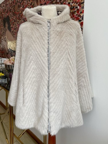 Kuscheliger poncho aus dem - poncho,