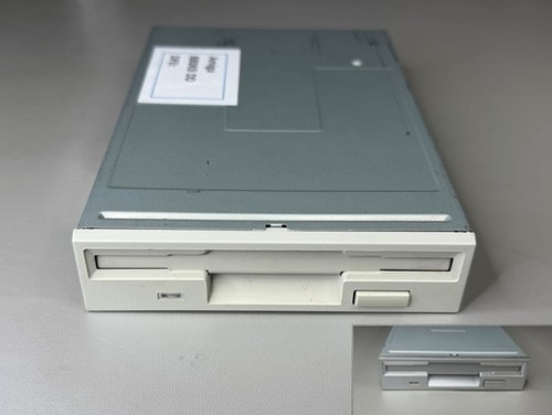 Amiga diskettenlaufwerk df0 - amiga,