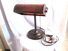 alte Schreibtischlampe