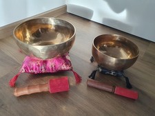 Klangschalen, Set, 24 cm und 18,5 cm Durchmesser