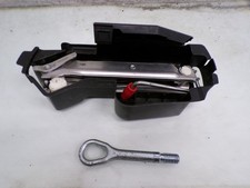 Wagenheber + Abschleppöse