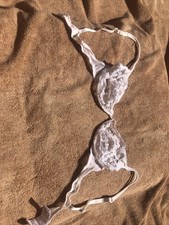 BH von Wolford 80A weis creme Stickerei