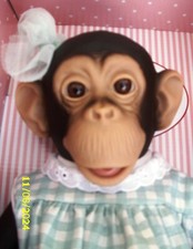 ausdrucksstarkes Affenbaby-32 cm-Asivil-Vinyl-neu im Karton