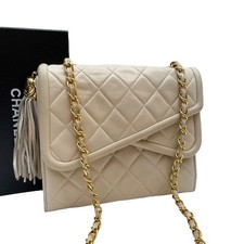 CHANEL Lammleder Matelasse