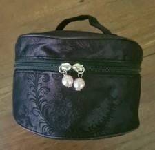 Tolle runde Kosmetiktasche