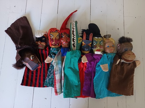 Schöne alte handpuppen - schöne,