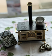 Puppenstube Bodo Hennig Ofen mit Kohlekasten  (34)