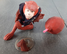 Kleiner Affe mit beweglichen