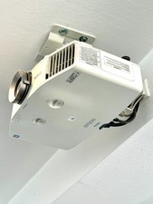 Epson EB-G5750WU Full-HD