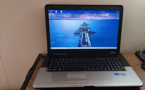 Medion akoya e7218 - medion,