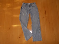 Damen MOM Jeans Zara 36 Basic W28 hellblau Fransen Saum High Waist gerades Bein