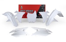 Rtech Plastikkit passt an