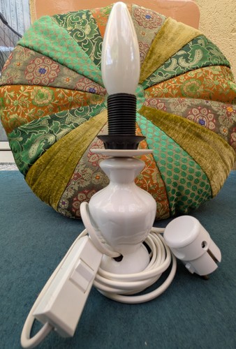 Alte tischlampe weißes - ,