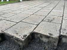 Terrassensteine; 18 M² Zu Verschenken, Abholbereit In Troisdorf-Bergheim ￼