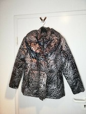 MADELEINE graue Daunenjacke