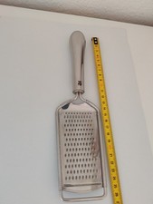 WMF Käsereibe (1872086040) Edelstahl Cromargan Ca. 27x7x2 Cm Top Zustand