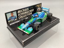 Modellautos 1:43 Minichamps F1 Benetton Ford B 194 M. Schumacher #5 mit Vitrine