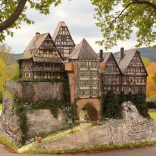 Diorama H0/1:87 BURG Jagdschloss Festung + Berg Granit Felsen UNIKAT patiniert