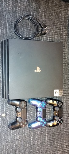 Ps4 pro schwarz 3 - tb, +