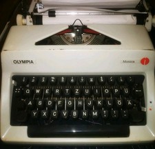 Olympia Schreibmaschine Monika