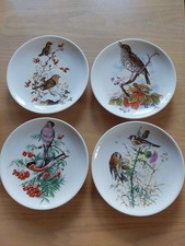 4 Wandteller mit Vogelmotiven