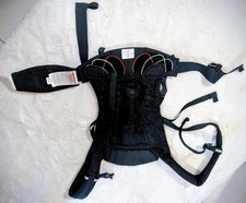 Luftige, absolut neuwertige Babytrage Ergobaby,schwarz, 3.2-20kg