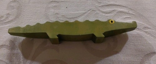Krokodil holzfigur spielzeug - holzfigur,