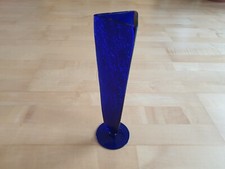 Vase Dreieck Blumenvase Glasvase Tischvase Dekovase Glas blau kobaltblau Dreieck