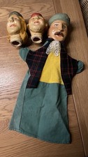 uralte Handpuppe und zwei
