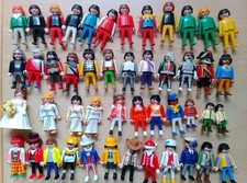 43 Playmobil Figuren *