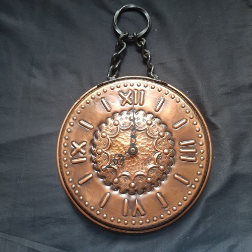 Rustikale wanduhr aus kupfer - rustikale,