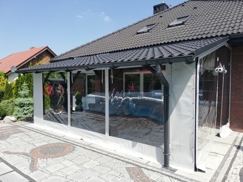 TERRASSENVERKLEIDUNG