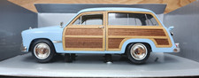 1949 FORD WOODY WAGON 1:18 DIECAST METAL