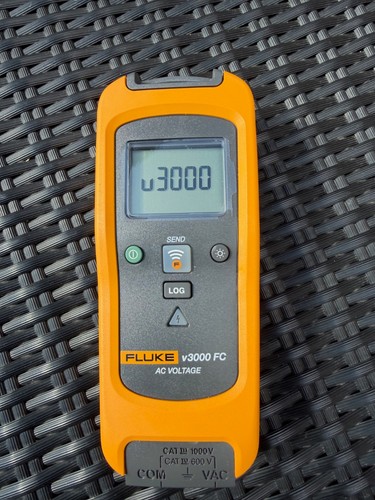 Fluke voltmeter v3000 fc - fluke,