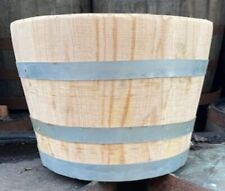 Blumenkübel aus einem 100 Liter Kastanien Holzfass