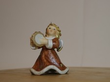 Porzellan Engel Goebel Weihnachtsengel Glöckchen braun Hängeengel Christbaum