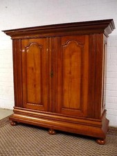 Barockschrank Kirsche Frankfurt 1760 Wellenschrank Handpoliert