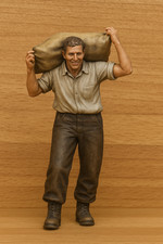 M49 - 1/48 Arbeiter Figur Tragesack Miniatur