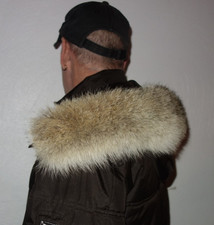 Luxus Coyote Pelz Kapuze