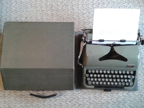 Schreibmaschine groma ddr - ,