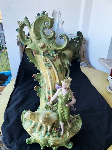 Figurenvase
