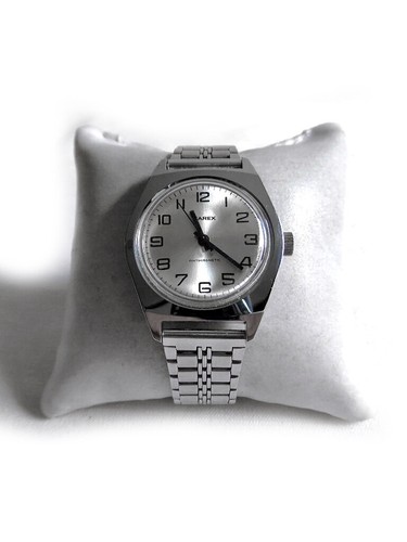 Schöne armbanduhr von - von, karex