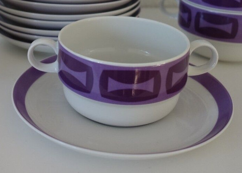 Suppentasse mit untere - suppentasse,